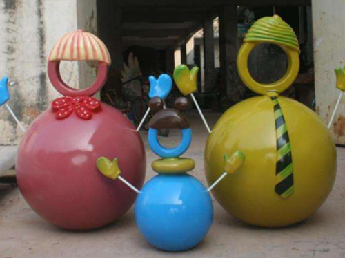 玻璃鋼卡通公仔雕塑2